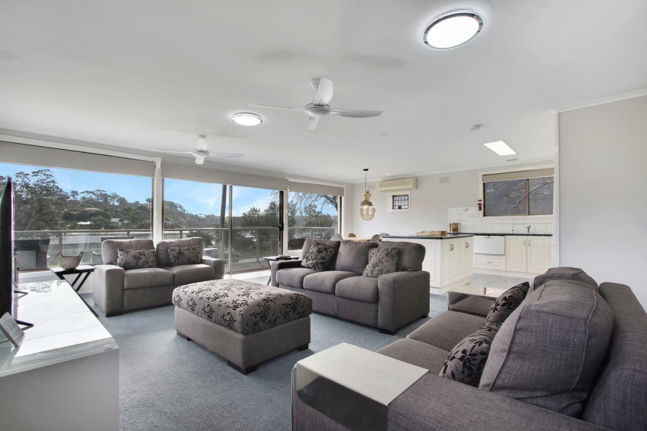 Hybiscus Waterfront Apartments Lakes Entrance Exterior foto