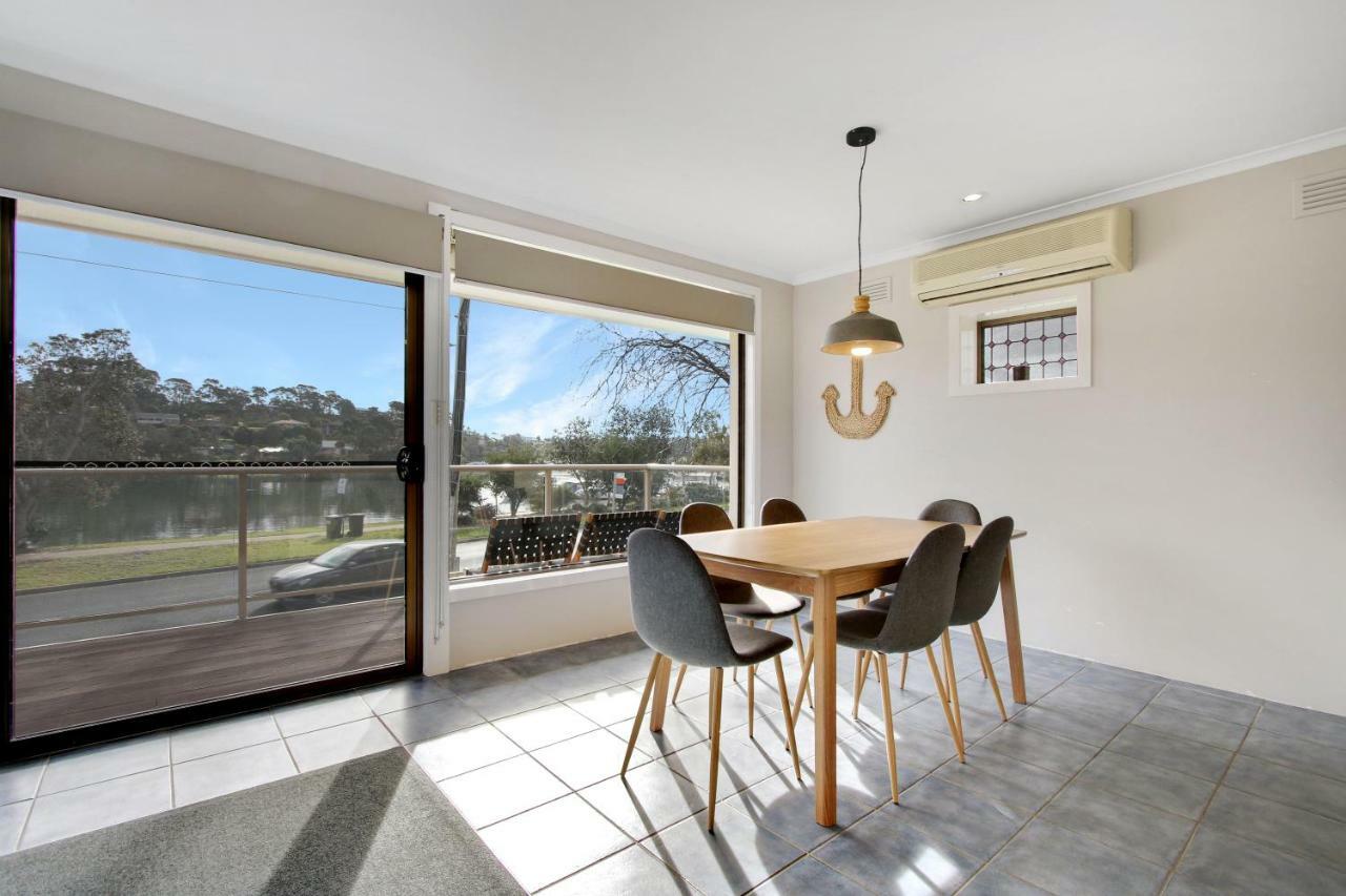 Hybiscus Waterfront Apartments Lakes Entrance Exterior foto